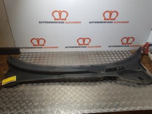 Used Cowl top grille Alfa Romeo MiTo (955) 1.3 JTDm 16V Price € 40,00 Margin scheme offered by Alexander Autodemontage