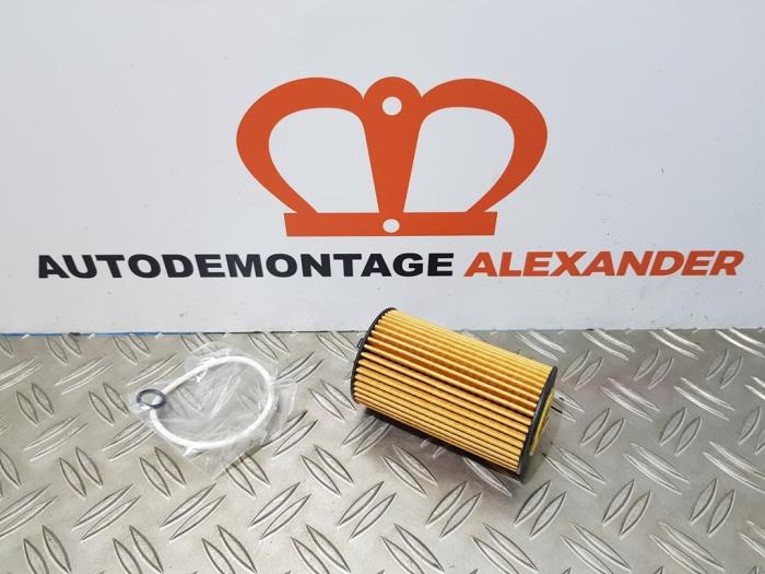 Gebrauchte Ölfilter Opel Corsa C (F08/68) 1.4 16V Twin Port Preis auf Anfrage angeboten von Alexander Autodemontage