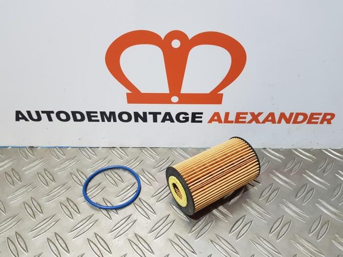 Gebrauchte Ölfilter Opel Corsa C (F08/68) 1.2 16V Twin Port Preis auf Anfrage angeboten von Alexander Autodemontage