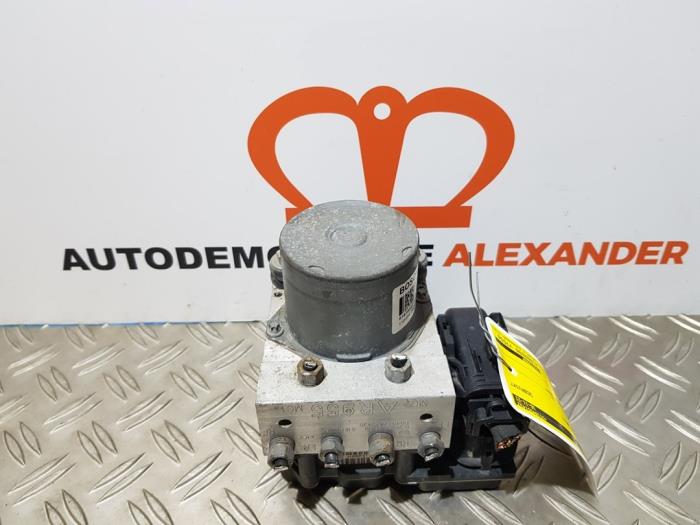Używane Pompa ABS Alfa Romeo MiTo (955) 1.3 JTDm 16V Eco Cena € 24,99 Procedura marży oferowane przez Alexander Autodemontage