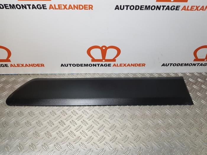 Begagnade Dekorstripe Citroen Berlingo 1.6 Hdi 16V 90 Pris € 30,00 Marginaltabell erbjuds av Alexander Autodemontage