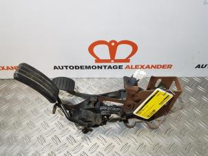 Used Set of pedals Renault Kangoo Express (FW) 1.5 dCi 75 Price on request offered by Alexander Autodemontage