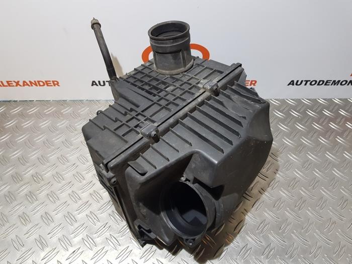 Gebrauchte Luftfiltergehäuse Opel Movano 2.3 CDTi 16V FWD Preis auf Anfrage angeboten von Alexander Autodemontage