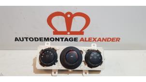Używane Panel sterowania nagrzewnicy Renault Master IV (MA/MB/MC/MD/MH/MF/MG/MH) 2.3 dCi 16V Cena € 75,00 Procedura marży oferowane przez Alexander Autodemontage