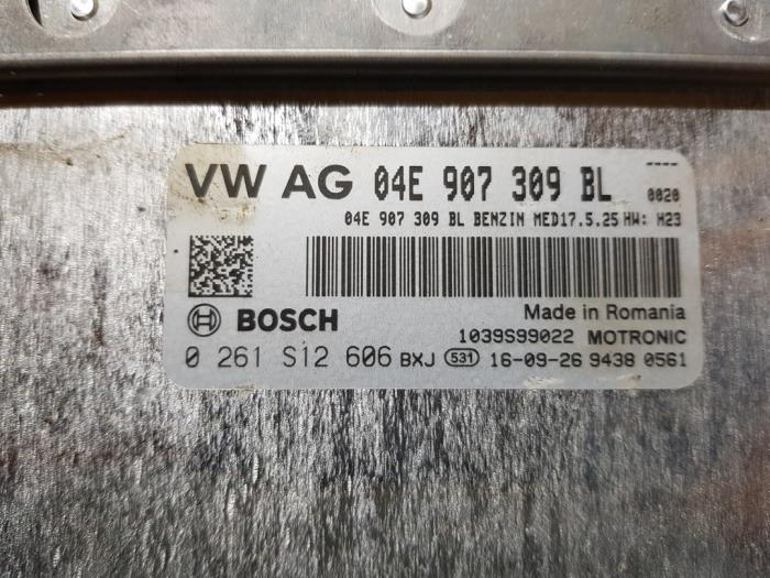 Calculateur moteur d'un Volkswagen Golf VII (AUA) 1.2 TSI 16V 2016