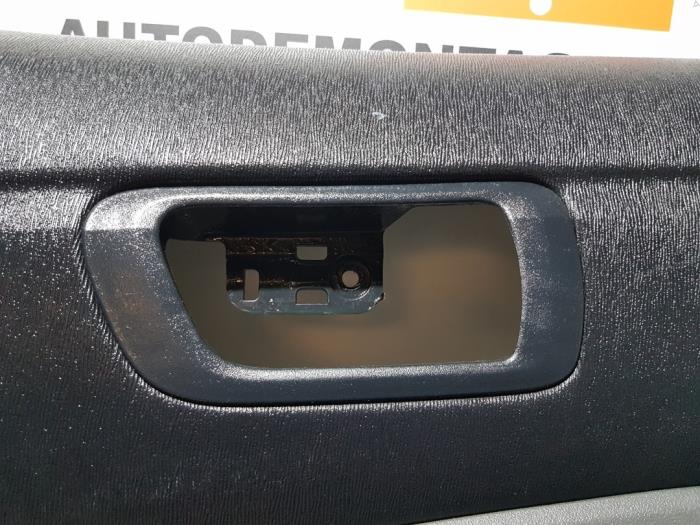 Tapicerka drzwi prawych przednich wersja 4-drzwiowa z Toyota Prius (NHW20) 1.5 16V 2006