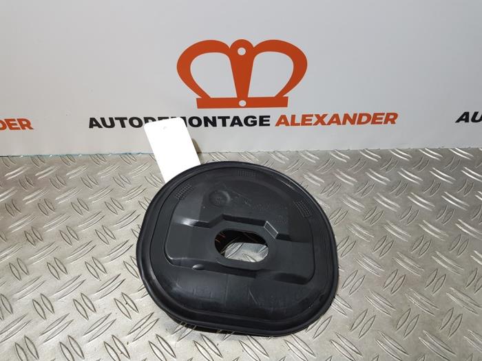Cover, miscellaneous from a Volkswagen Golf VII (AUA) 1.2 TSI 16V 2016