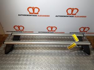 Used Roof rack kit Opel Vectra C Caravan 1.9 CDTI 120 Price on request offered by Alexander Autodemontage