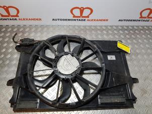 Usados Aleta de refrigeración Opel Astra K 1.6 CDTI 110 16V Precio € 120,00 Norma de margen ofrecido por Alexander Autodemontage