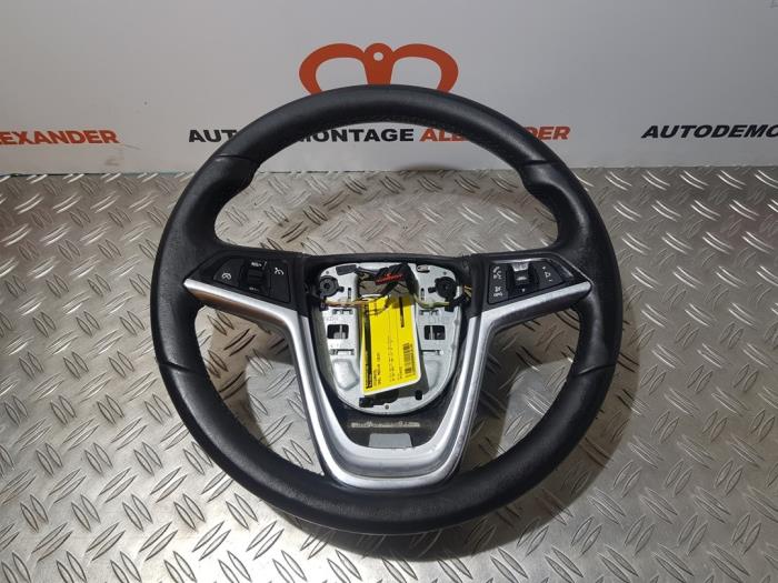 Begagnade Ratt Opel Meriva (B) 1.4 16V Ecotec Pris € 80,01 Inklusive moms erbjuds av Alexander Autodemontage