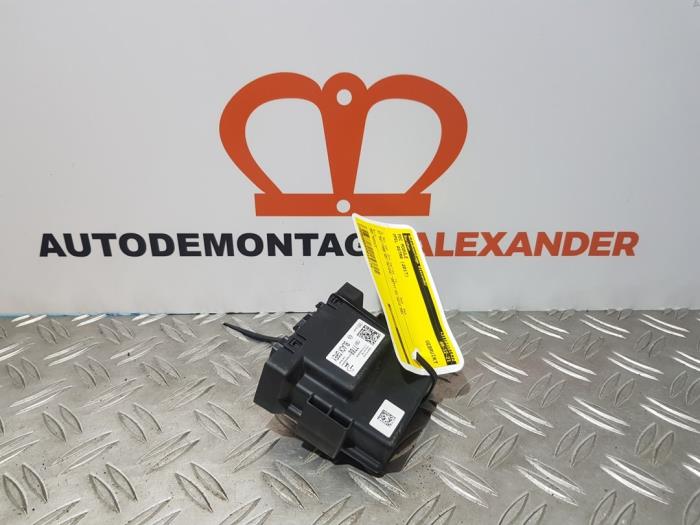 Gebrauchte PDC Modul Opel Astra K 1.4 Turbo 16V Preis € 32,50 Mit Mehrwertsteuer angeboten von Alexander Autodemontage