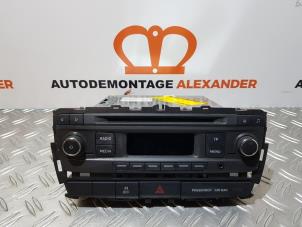 Usados Reproductor de CD y radio Seat Ibiza IV SC (6J1) 1.6 TDI 105 Precio € 50,00 Norma de margen ofrecido por Alexander Autodemontage