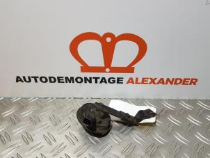 Used Horn Kia Rio III (UB) 1.1 CRDi VGT 12V Price on request offered by Alexander Autodemontage