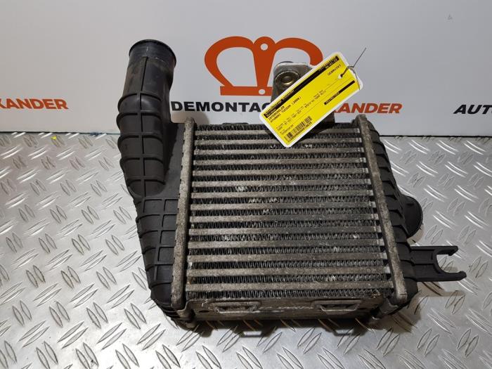 Usados Intercooler Hyundai Tucson (JM) 2.0 CRDi 16V 4x2 Precio € 49,99 Norma de margen ofrecido por Alexander Autodemontage