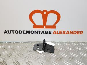 Used Tailgate lock stop Peugeot 208 I (CA/CC/CK/CL) 1.2 Vti 12V PureTech Price on request offered by Alexander Autodemontage