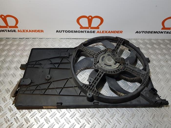 Używane Wentylator Fiat Fiorino (225) 1.3 JTD 16V Multijet Cena € 29,99 Procedura marży oferowane przez Alexander Autodemontage
