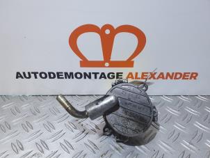 Usados Bomba de gasolina mecánica Mercedes C Combi (S203) 2.2 C-200 CDI 16V Precio de solicitud ofrecido por Alexander Autodemontage