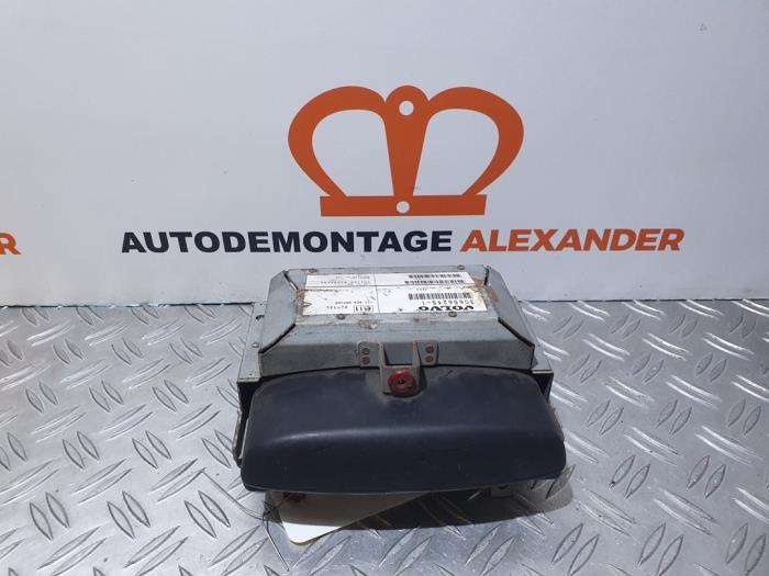Używane System nawigacji Volvo XC90 I 2.4 D5 20V Cena na żądanie oferowane przez Alexander Autodemontage