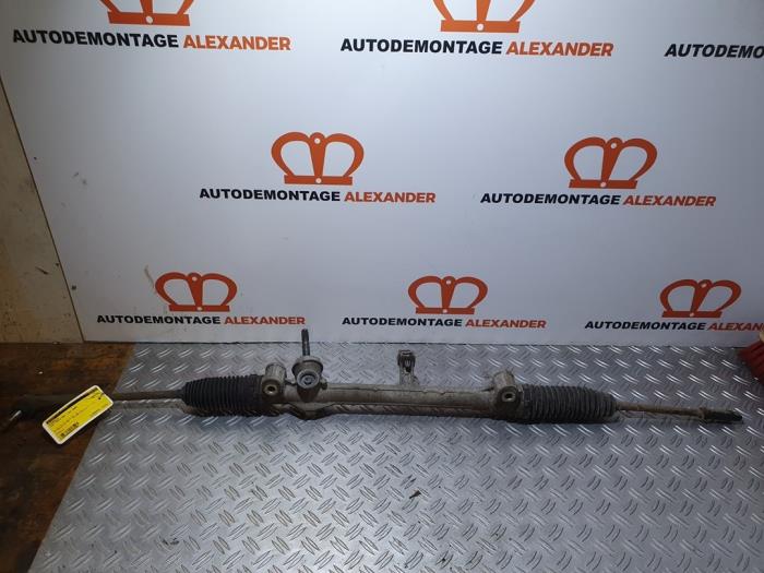 Begagnade Styrbox Fiat Grande Punto (199) 1.4 Pris € 45,00 Marginaltabell erbjuds av Alexander Autodemontage