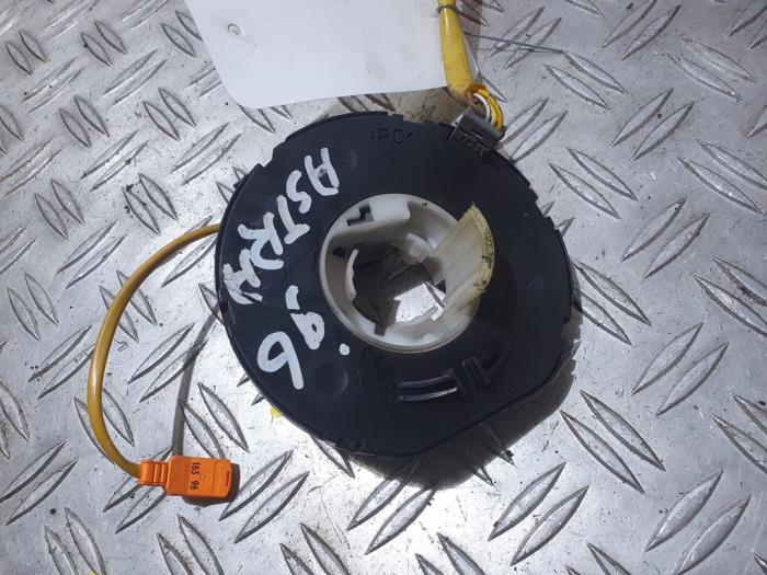 Airbagring from a Opel Astra F (56/57) 1.6i 16V 1997