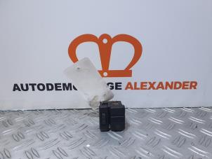 Usados Interruptor de luz Volkswagen Corrado 1.8 G60 Precio de solicitud ofrecido por Alexander Autodemontage