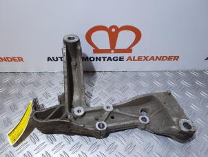Used Front wishbone support, right Seat Leon (1P1) 1.6 Price on request offered by Alexander Autodemontage