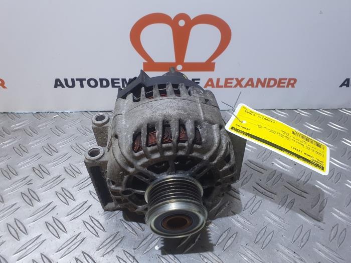 Begagnade Dynamo Opel Corsa D 1.3 CDTi 16V ecoFLEX Pris € 33,99 Inklusive moms erbjuds av Alexander Autodemontage