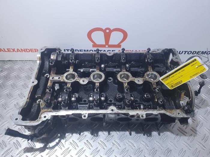 Cylinder head from a Citroën C4 Grand Picasso (UA) 2.0 HDiF 16V 135 2010