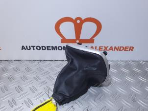 Used Gear stick cover Fiat Grande Punto (199) 1.3 JTD Multijet 16V Price on request offered by Alexander Autodemontage