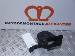 Used Horn Peugeot 206 (2A/C/H/J/S) 1.6 16V Price on request offered by Alexander Autodemontage