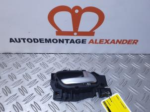 Used Front door handle 4-door, right Peugeot 508 (8D) 2.0 Hybrid4 16V Price on request offered by Alexander Autodemontage