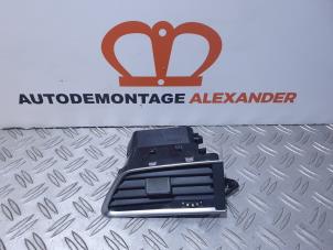 Used Dashboard vent Peugeot 508 (8D) 2.0 Hybrid4 16V Price € 25,00 Margin scheme offered by Alexander Autodemontage
