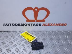 Used AIH headlight switch Peugeot 508 (8D) 2.0 Hybrid4 16V Price € 15,00 Margin scheme offered by Alexander Autodemontage