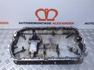 Usagé Couvercle carter Audi A6 (C6) 2.4 V6 24V Prix € 30,00 Règlement à la marge proposé par Alexander Autodemontage