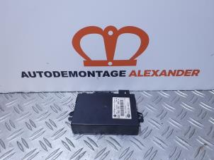 Used Towbar module Volkswagen Touareg (7LA/7L6) 5.0 TDI V10 Price on request offered by Alexander Autodemontage