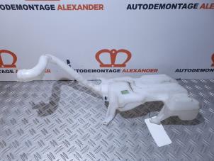 Usados Depósito de lavaparabrisas delante Suzuki Splash 1.2 VVT 16V Precio de solicitud ofrecido por Alexander Autodemontage