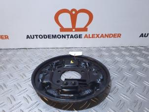 Used Brake anchor plate Peugeot 107 1.0 12V Price on request offered by Alexander Autodemontage