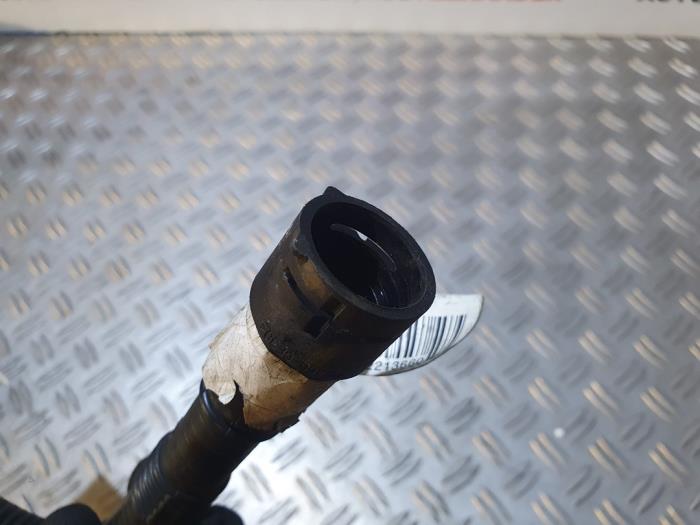 Water pipe from a Alfa Romeo Giulietta (940) 1.6 JTDm 16V 2011