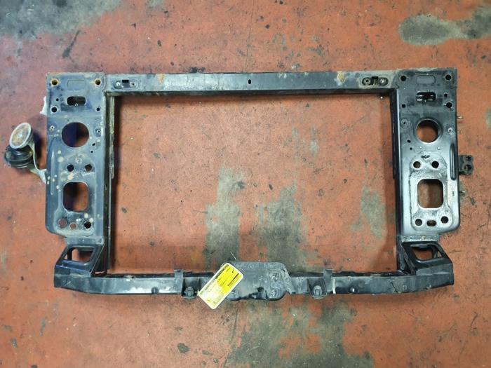 Używane Panel przedni Alfa Romeo Giulietta (940) 1.6 JTDm 16V Cena € 90,00 Procedura marży oferowane przez Alexander Autodemontage