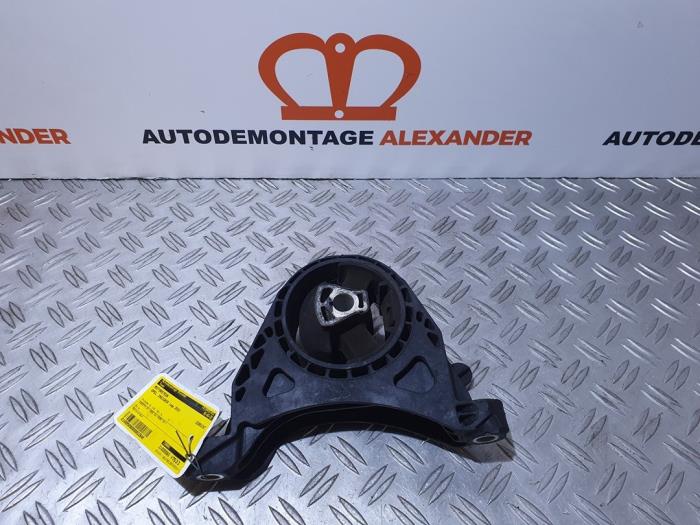 Used Engine mount Opel Insignia Sports Tourer 2.0 CDTI 16V 130 ecoFLEX Price on request offered by Alexander Autodemontage