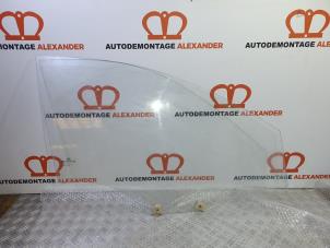Używane Szyba drzwi prawych przednich wersja 4-drzwiowa Kia Picanto (TA) 1.0 12V Cena € 50,00 Procedura marży oferowane przez Alexander Autodemontage