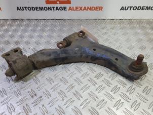 Used Front wishbone, right Chevrolet Spark 1.0 16V Bifuel Price on request offered by Alexander Autodemontage