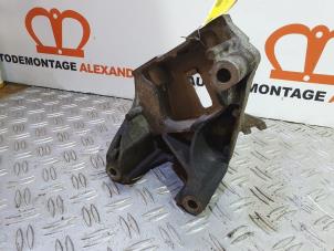 Used Engine mount Opel Corsa D 1.2 16V Price € 20,00 Margin scheme offered by Alexander Autodemontage