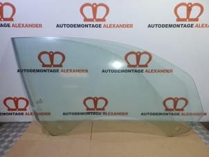Used Door window 2-door, right BMW 1 serie (E81) 118i 16V Price on request offered by Alexander Autodemontage