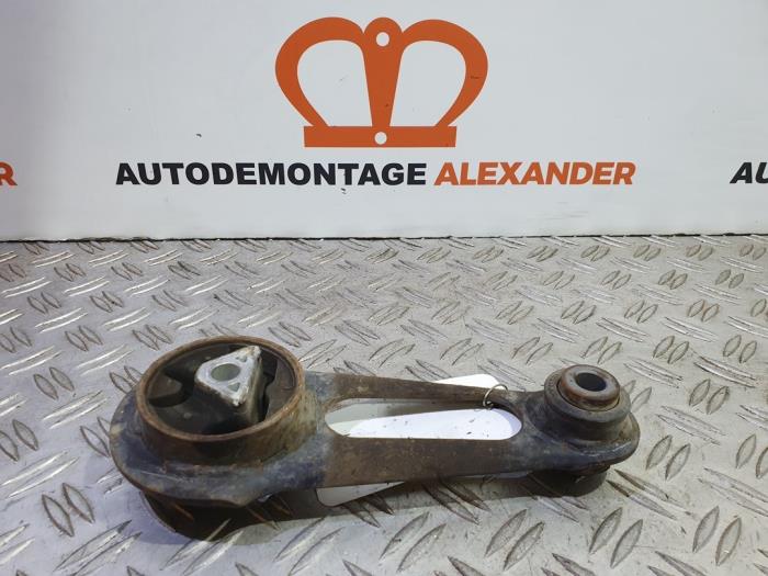 Used Engine mount Nissan Micra (K13) 1.2 12V Price on request offered by Alexander Autodemontage
