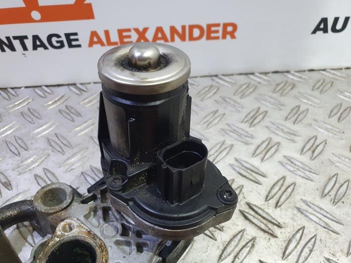 EGR valve Skoda Fabia II Combi 1.2 TDI 12V Greenline - XXXX0 CFWA