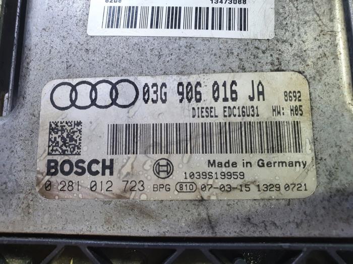 Engine management computer from a Audi A4 Avant (B7) 1.9 TDI 2007