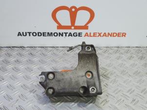 Used Air conditioning bracket BMW 1 serie (E87/87N) 116i 2.0 16V Price on request offered by Alexander Autodemontage