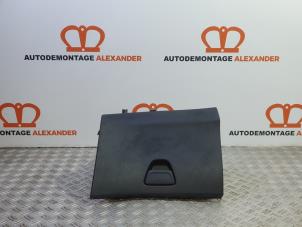 Usagé Boîte à gants Ford Fiesta 6 (JA8) 1.6 TDCi 16V 95 Prix sur demande proposé par Alexander Autodemontage