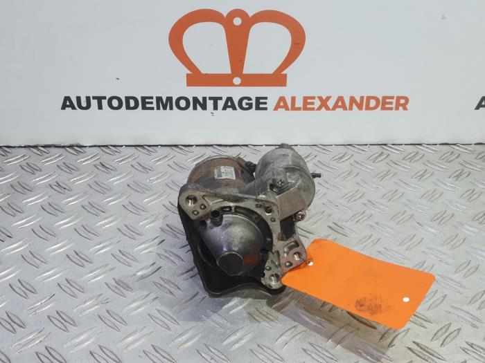 Used Starter Renault Clio III (BR/CR) 1.4 16V Price € 8,99 Margin scheme offered by Alexander Autodemontage